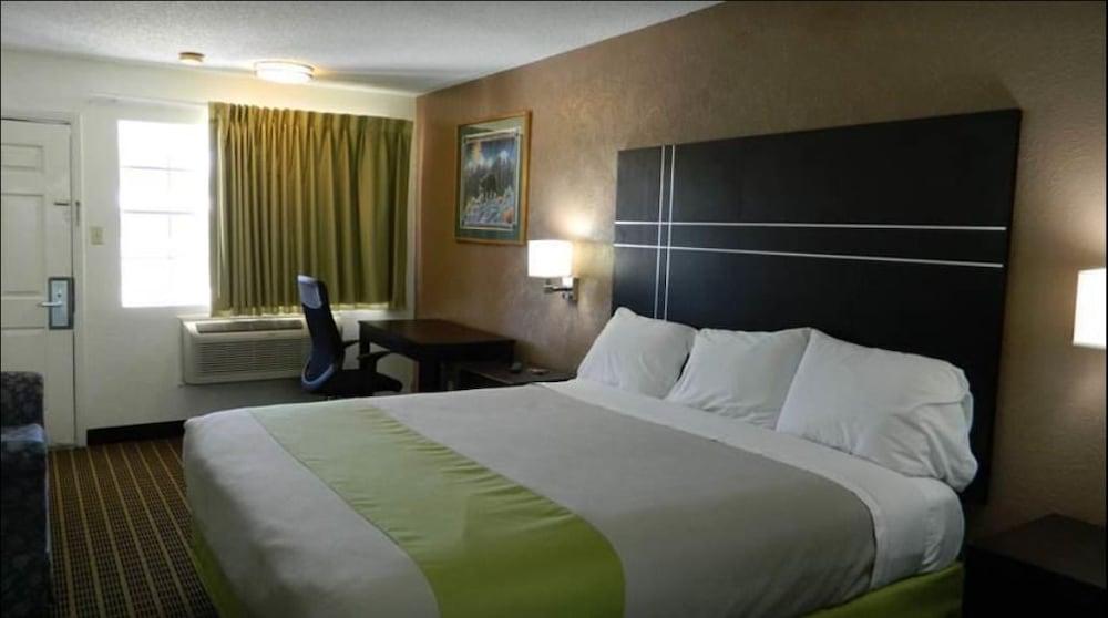 Quality Inn Gonzales Exteriér fotografie
