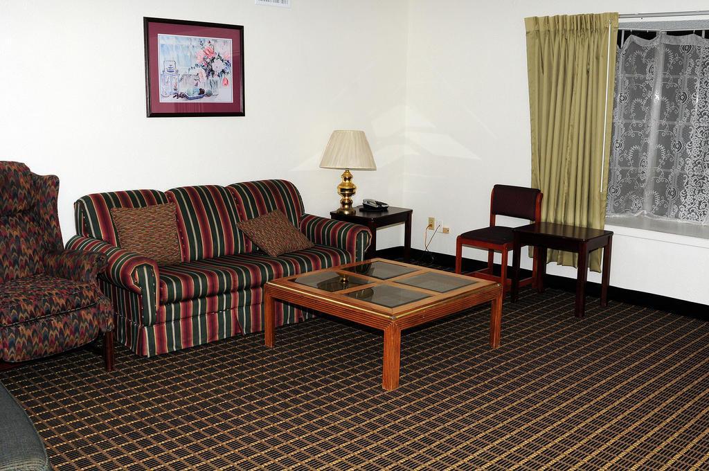 Quality Inn Gonzales Exteriér fotografie